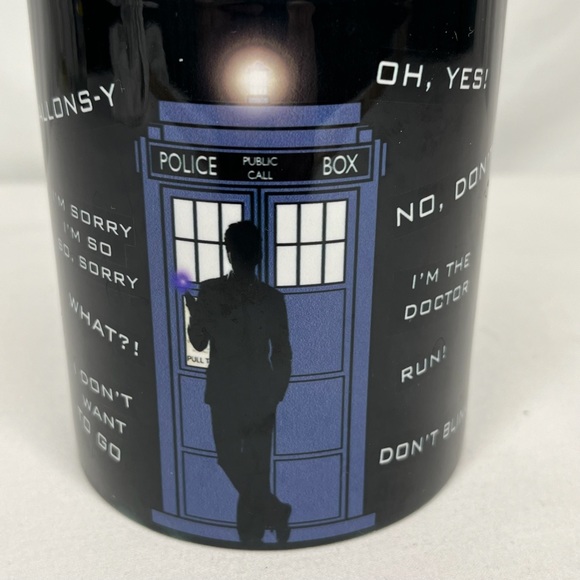 Dr Who Police Box Mug with Quotes - Picture 3 of 7